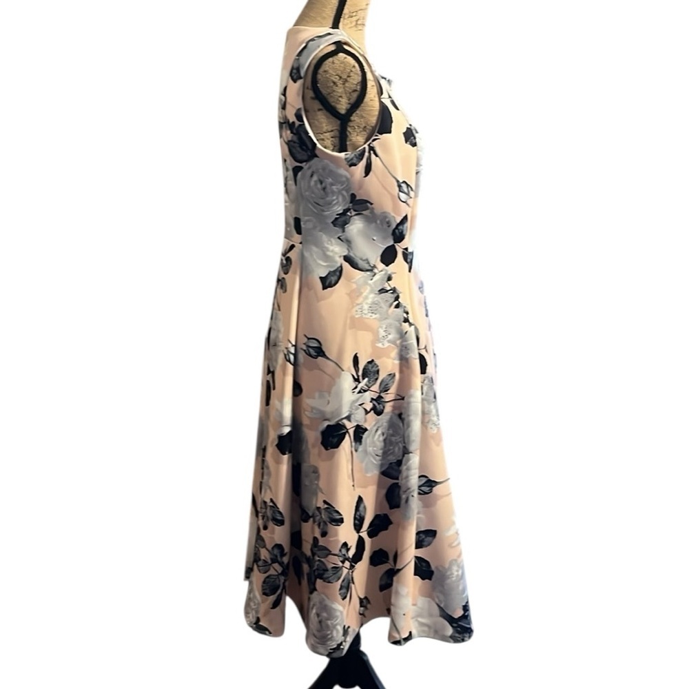 Calvin Klein Lined Peach, Gray, White and Black Midi Dress with Pockets - Picture 6 of 12